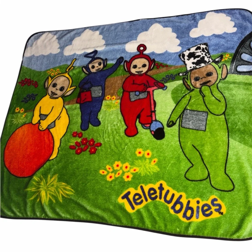 Teletubbies Kids Blanket - Vibrant Multicolor Design - Picture 2 of 3